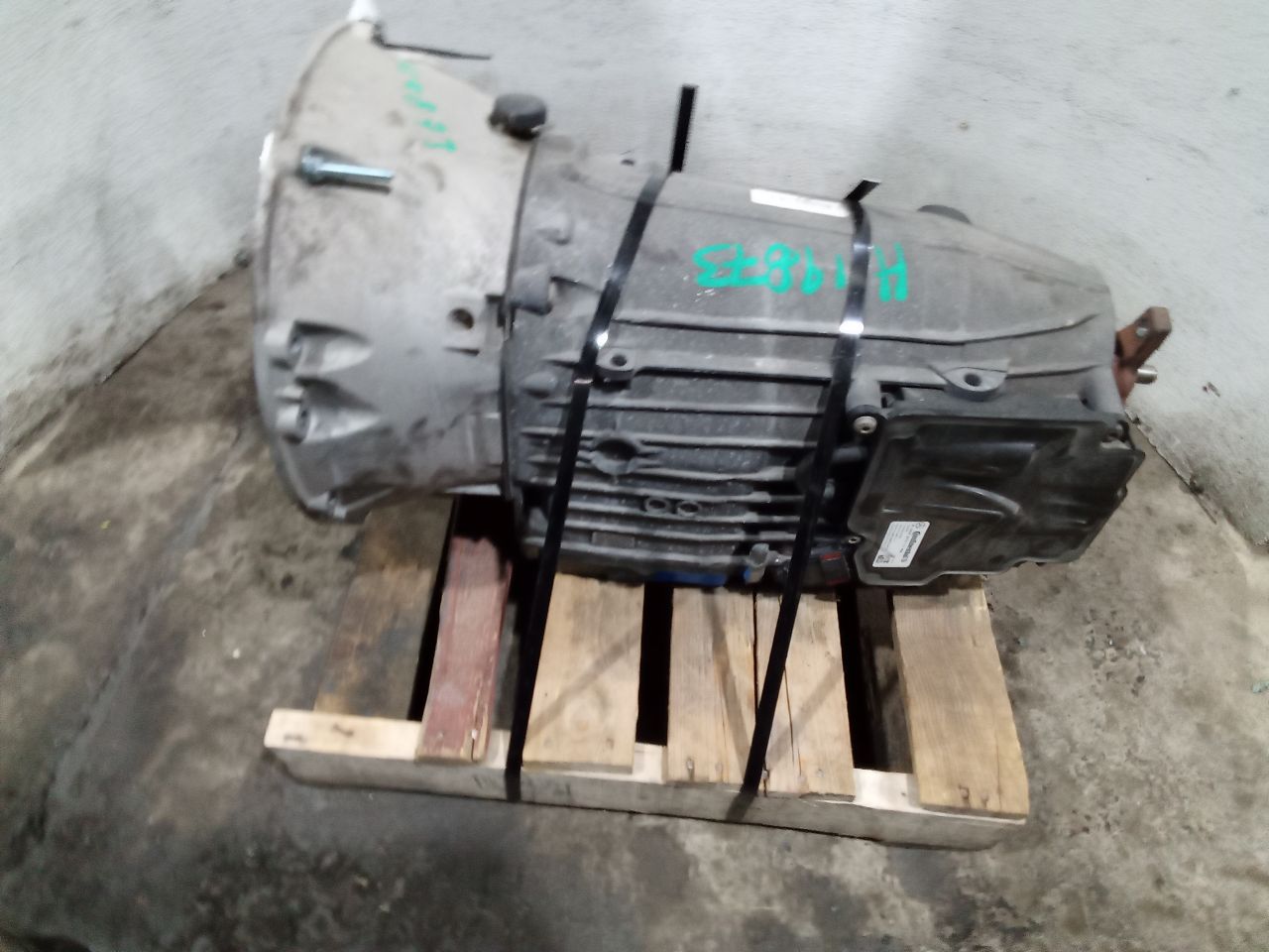 Part image 3