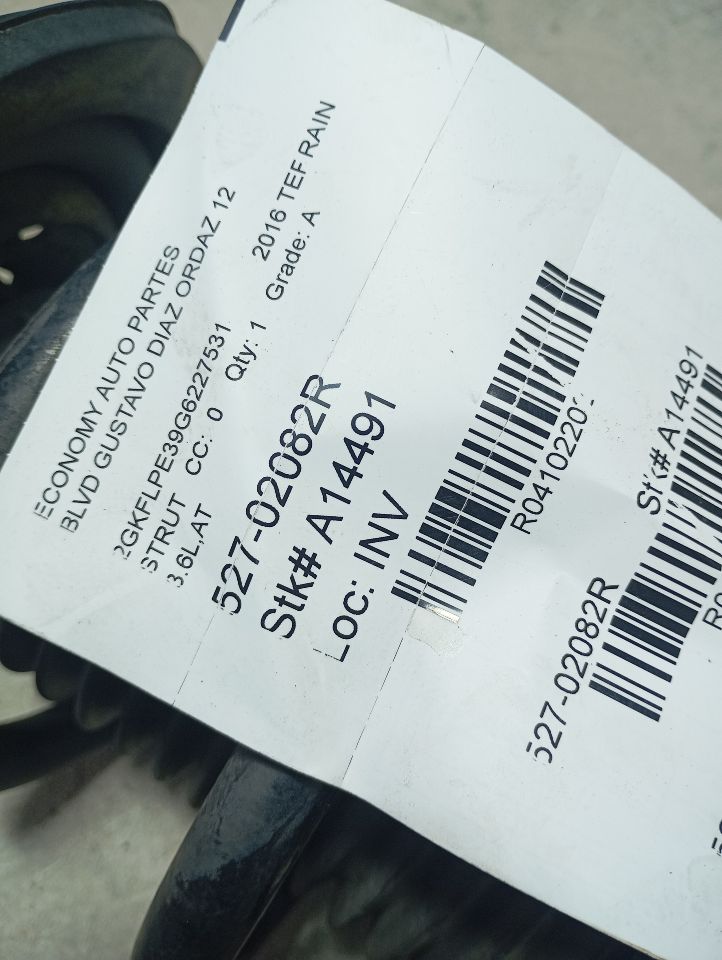2016 General Motors TERRAIN Strut