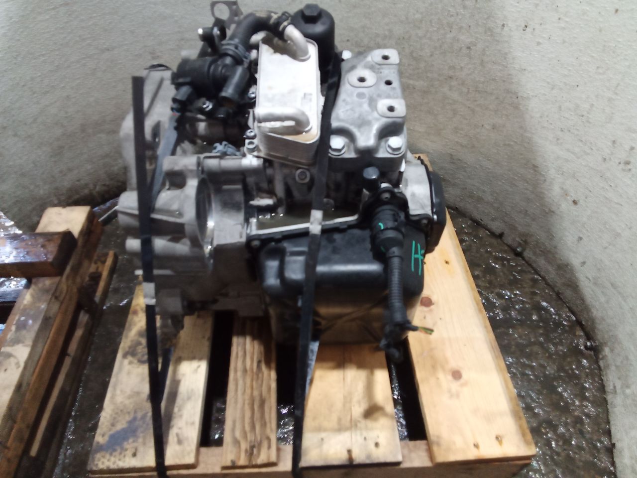 Part image 3