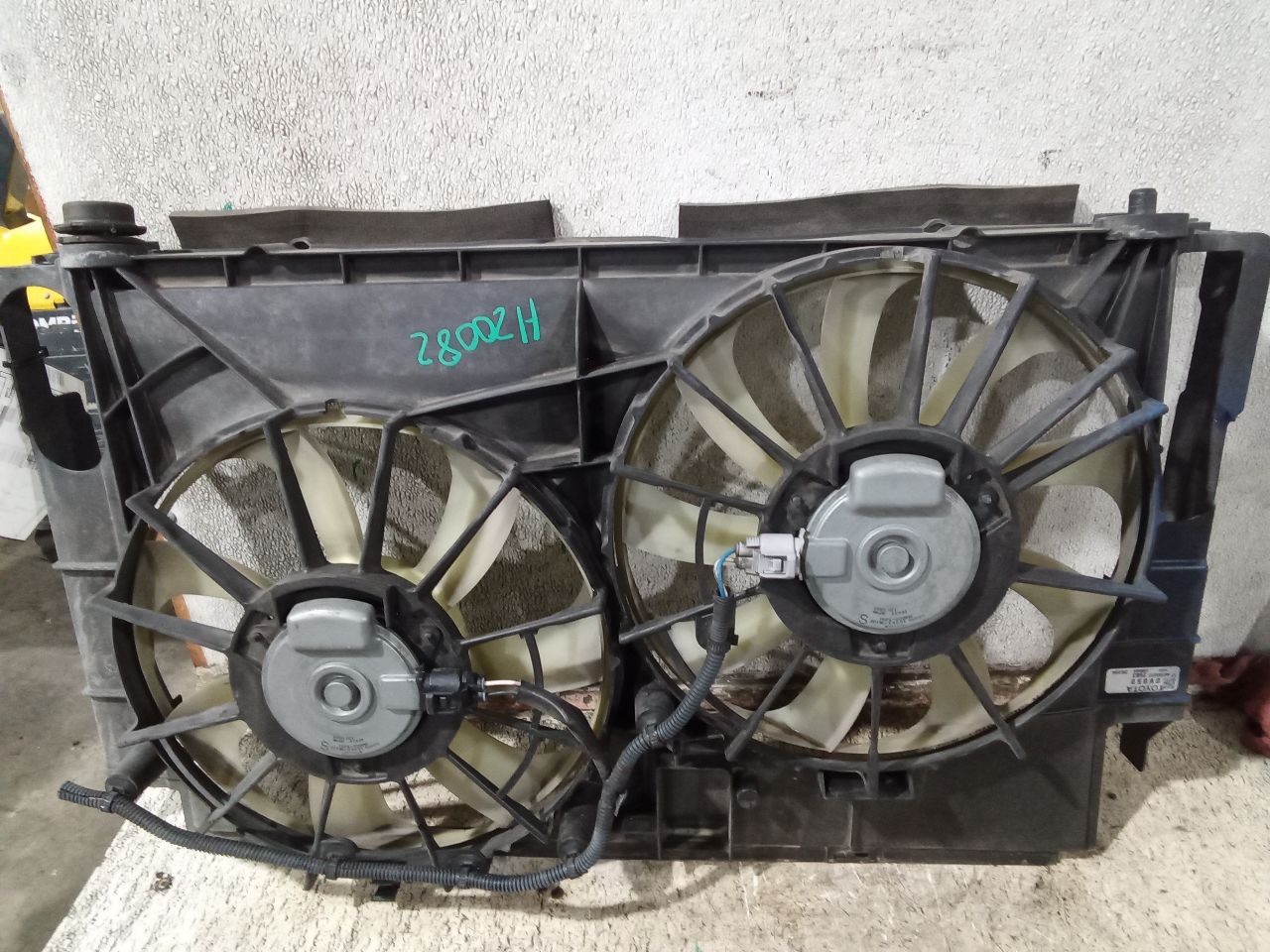 2014 Toyota RAV4 Rad Cond Fan Motor
