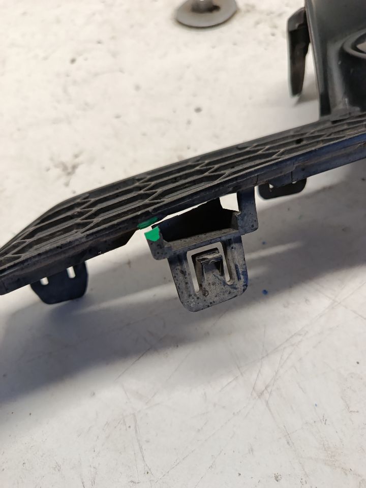 Part image 5