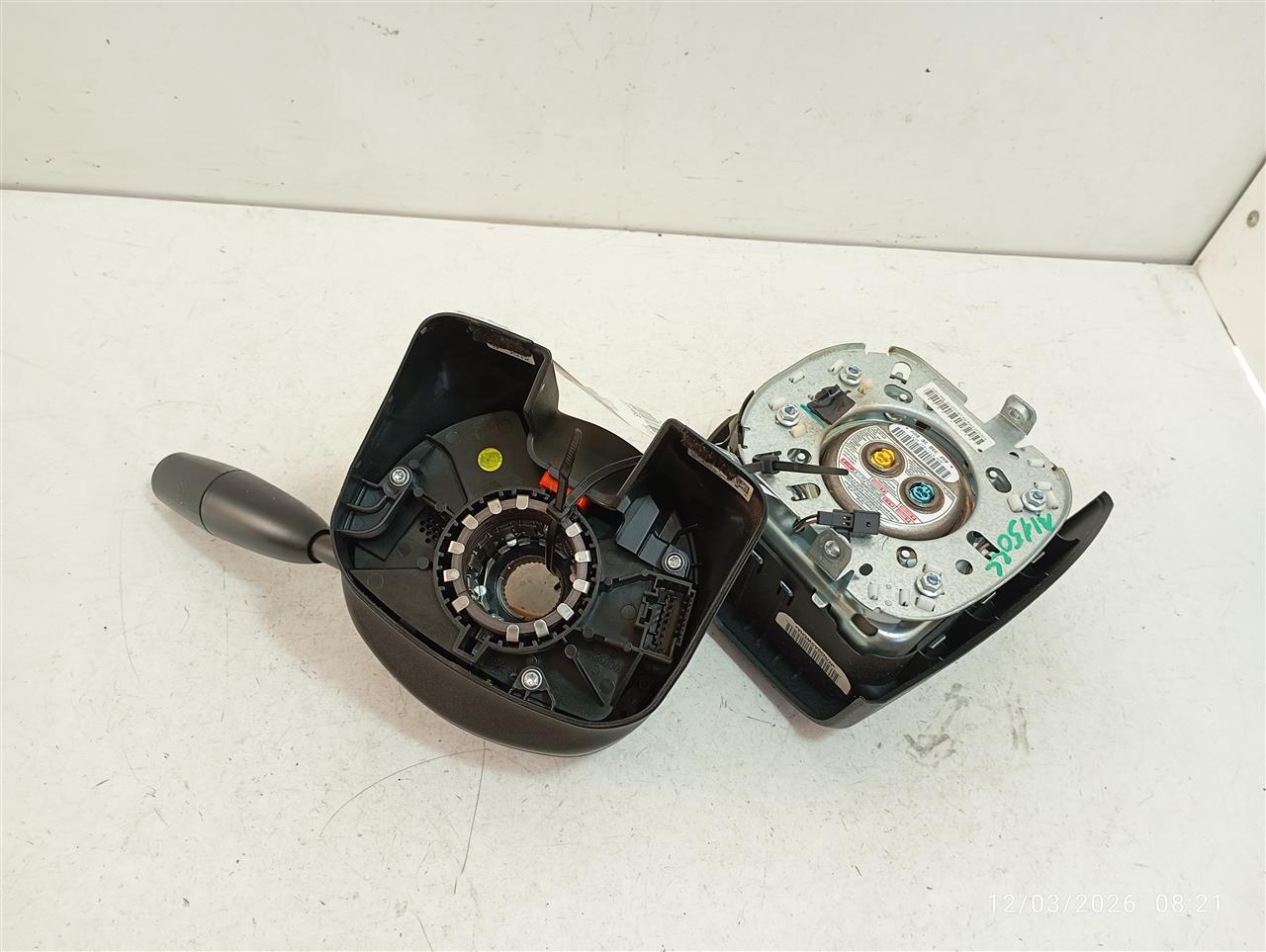 Part image 2
