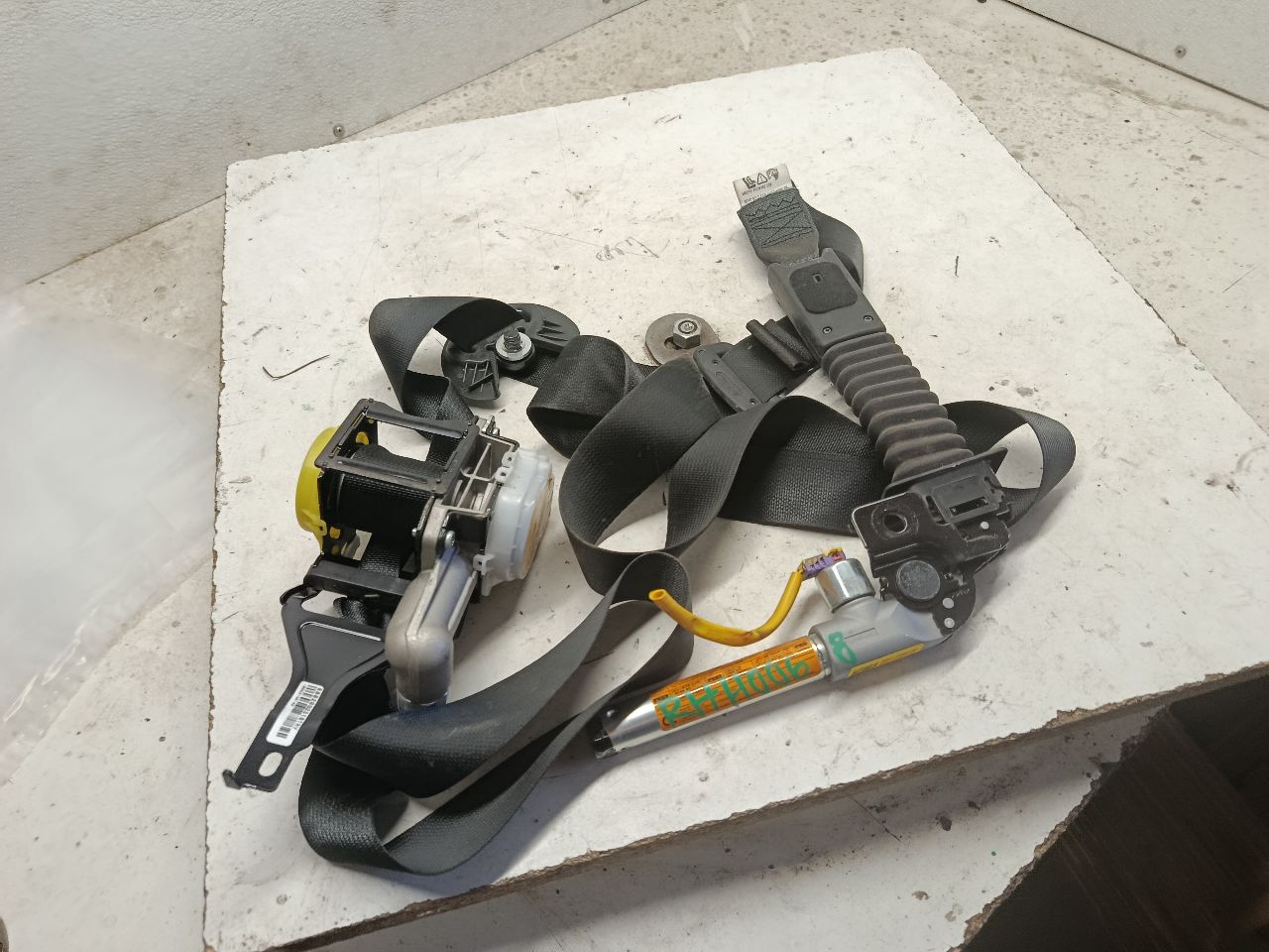 Part image 1