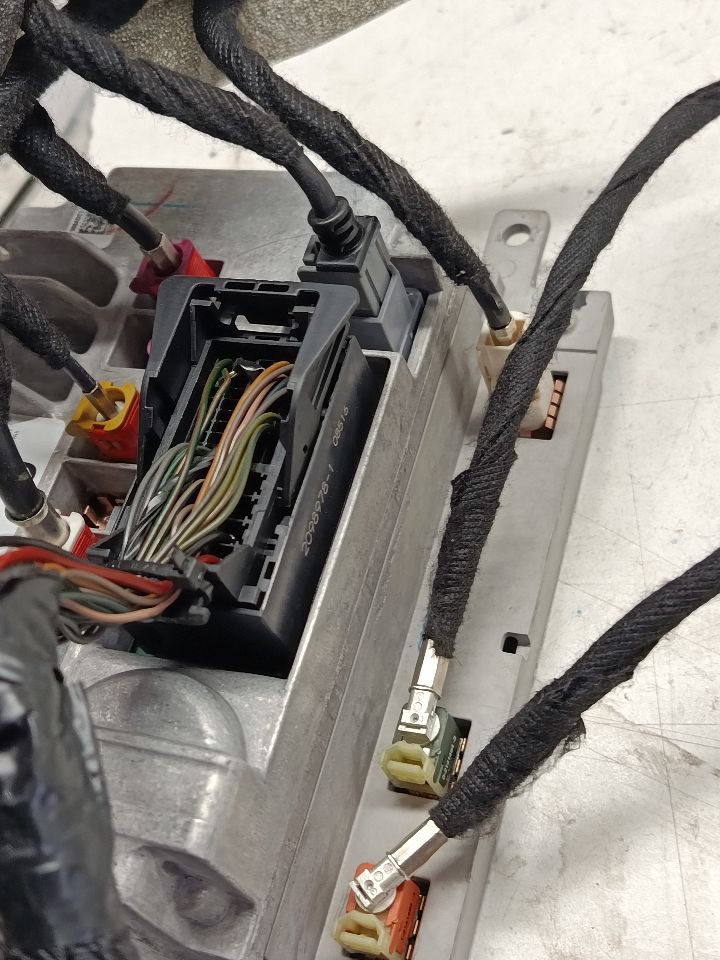Part image 6