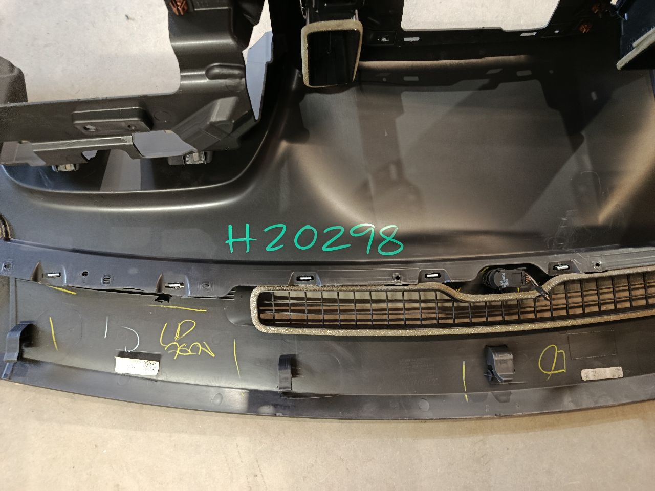 Part image 5