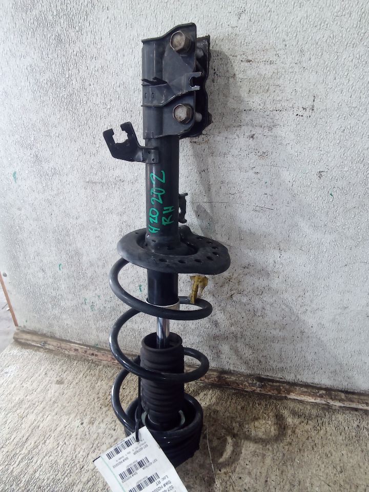 2013 Nissan ROGUE Strut