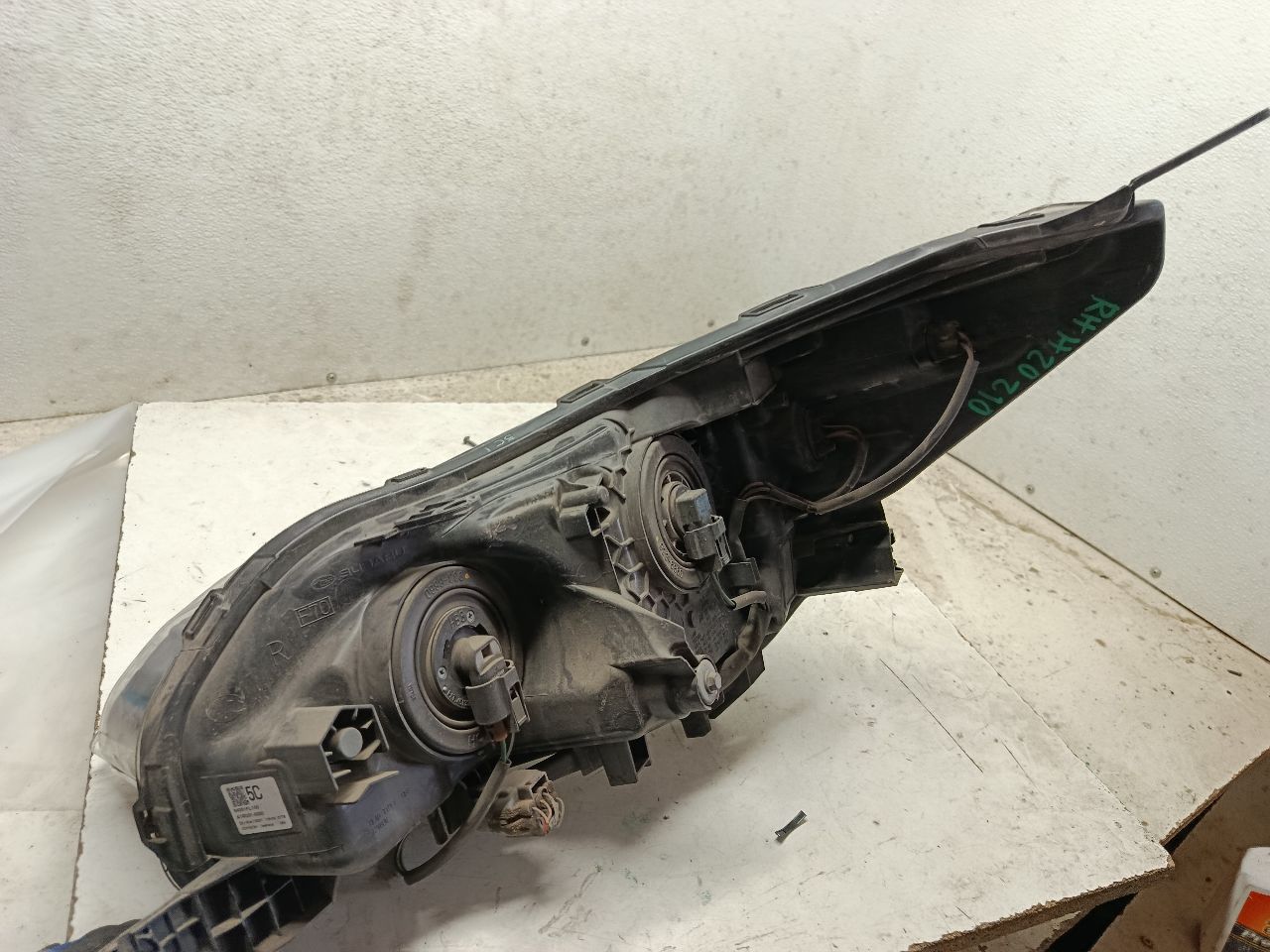 Part image 3