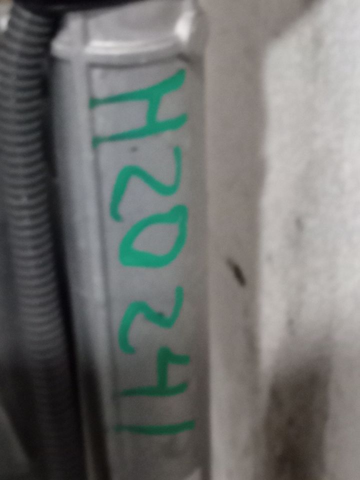 Part image 10