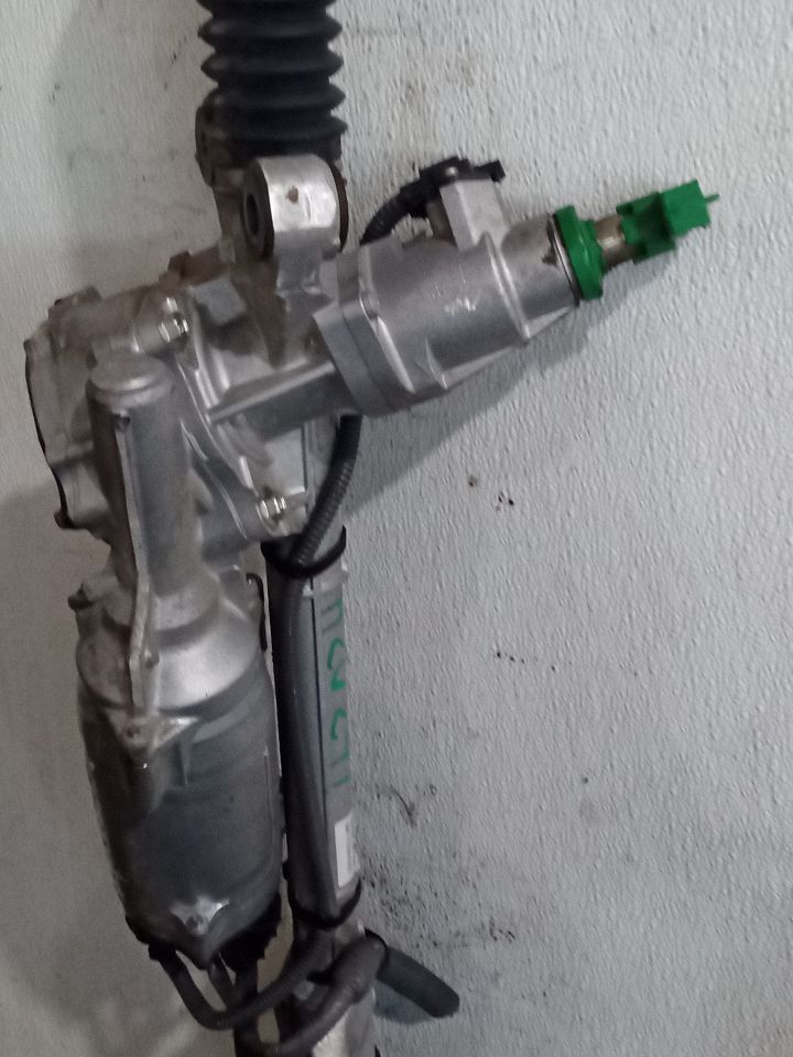 Part image 13