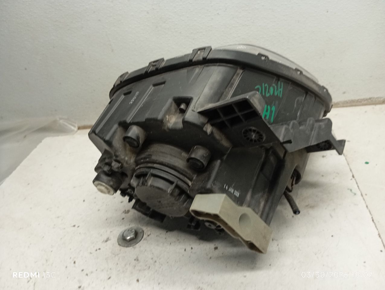 Part image 10