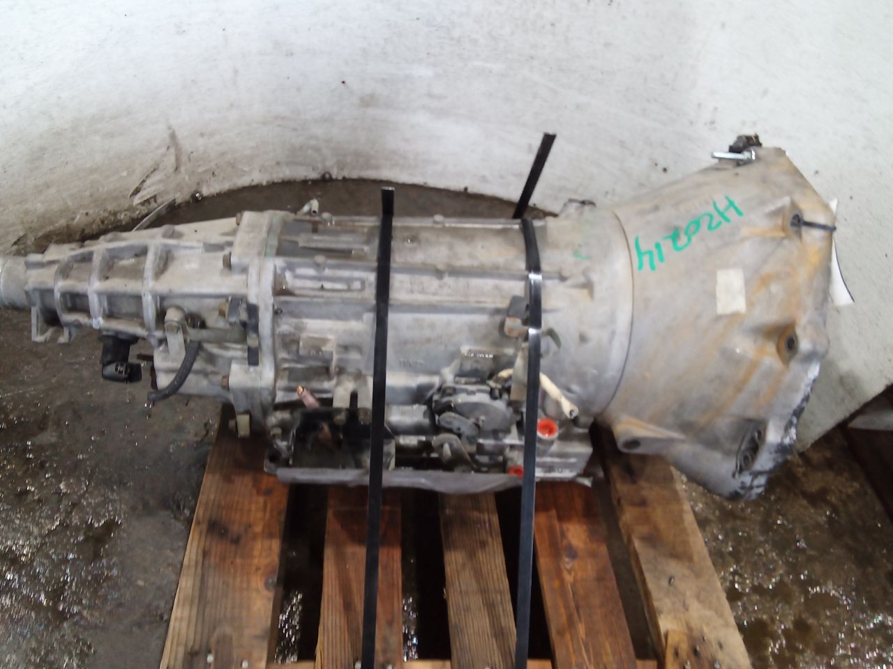 Part image 3