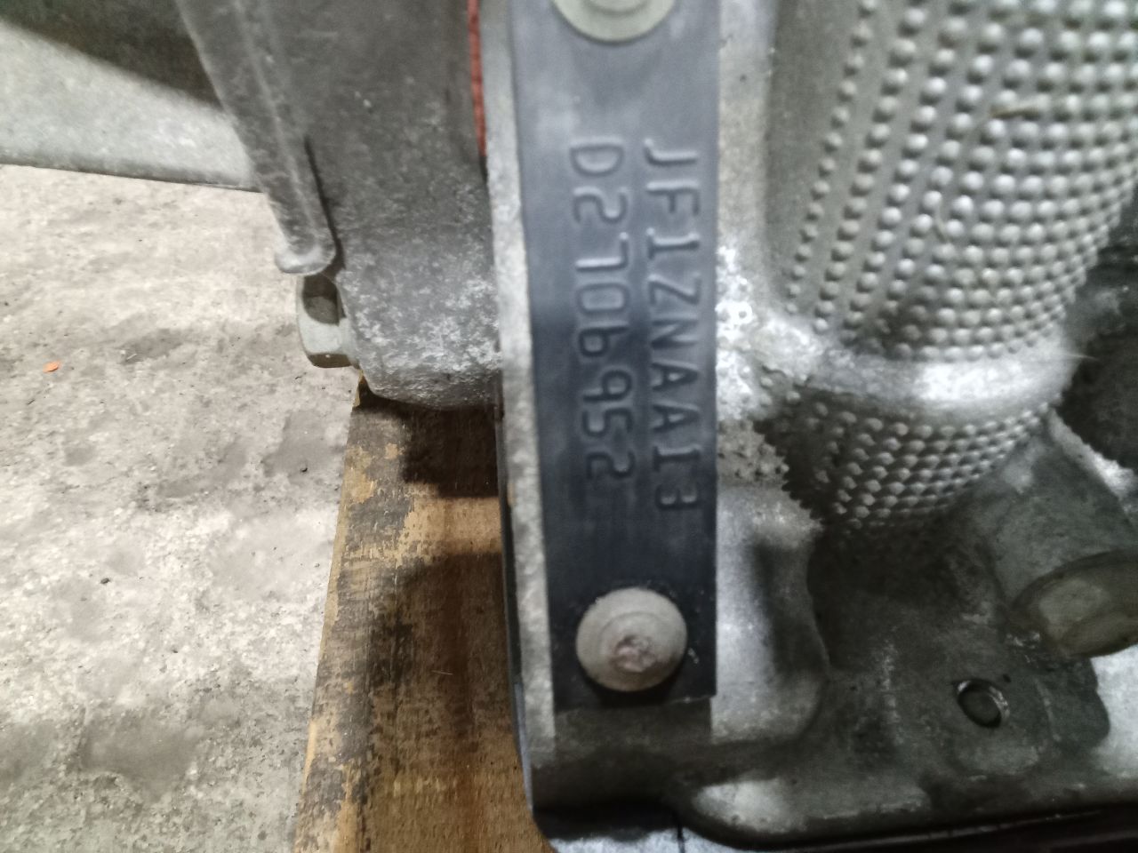 Part image 3