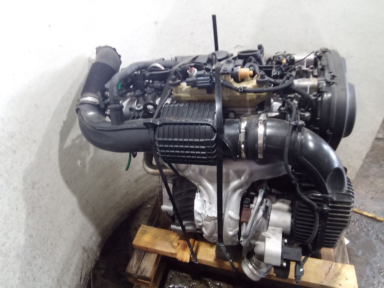 Part image 7