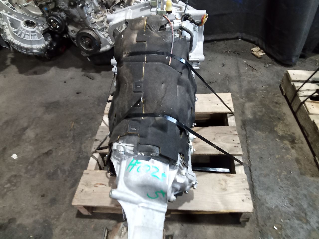 Part image 4