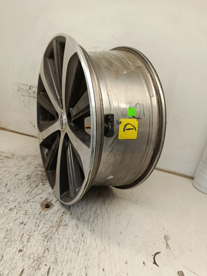 Part image 3