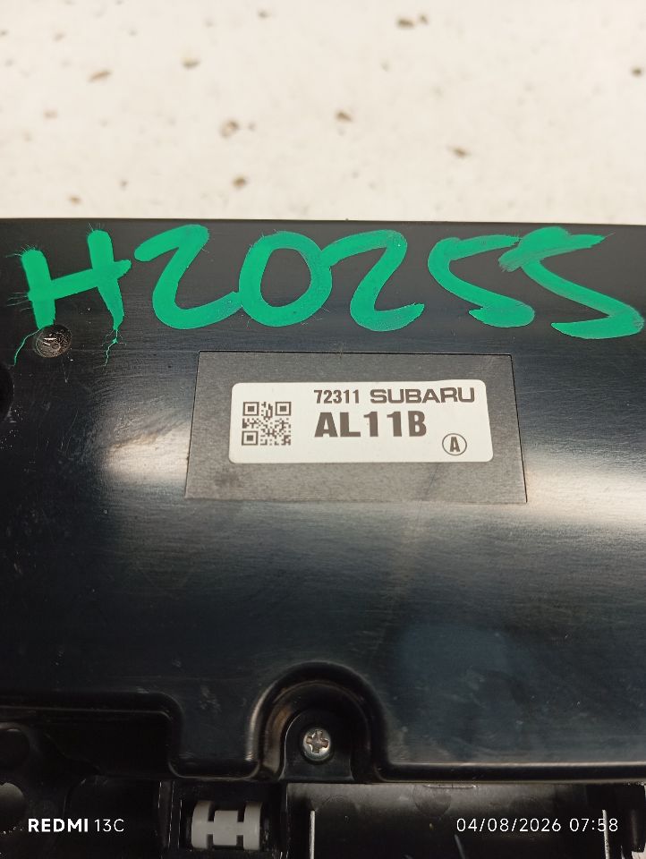 Part image 3