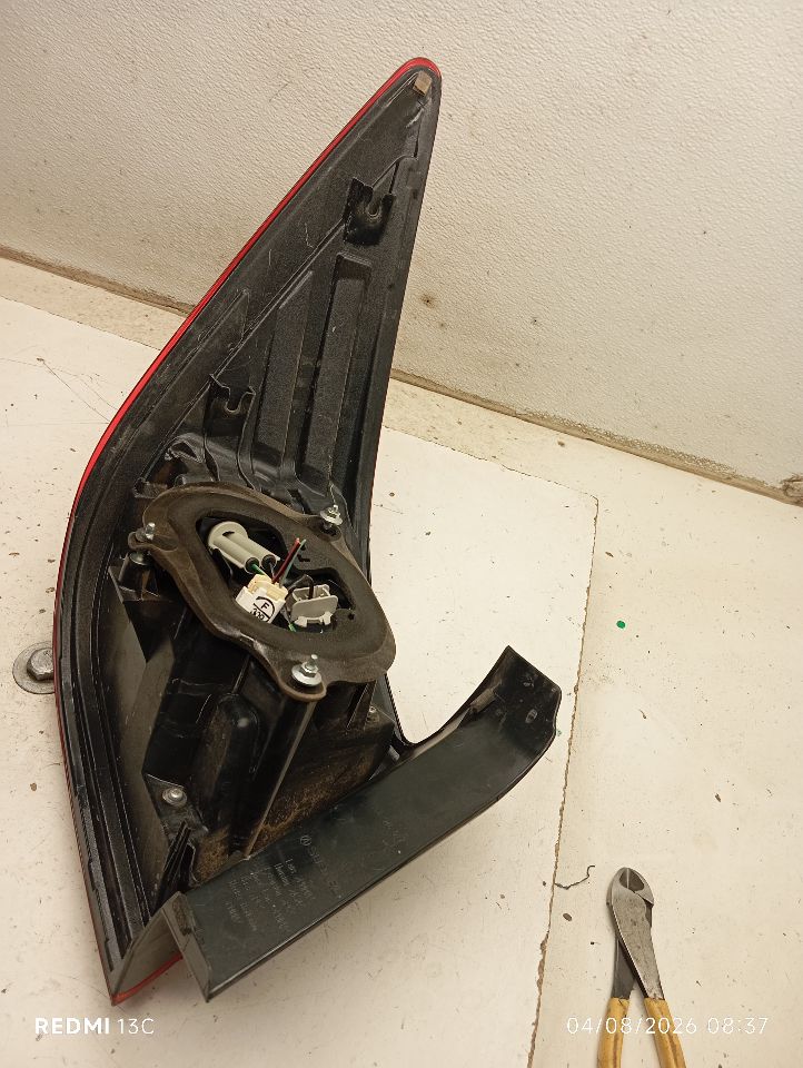 Part image 4