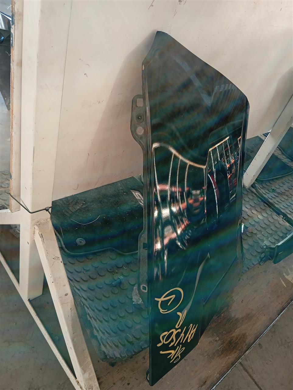 Part image 4