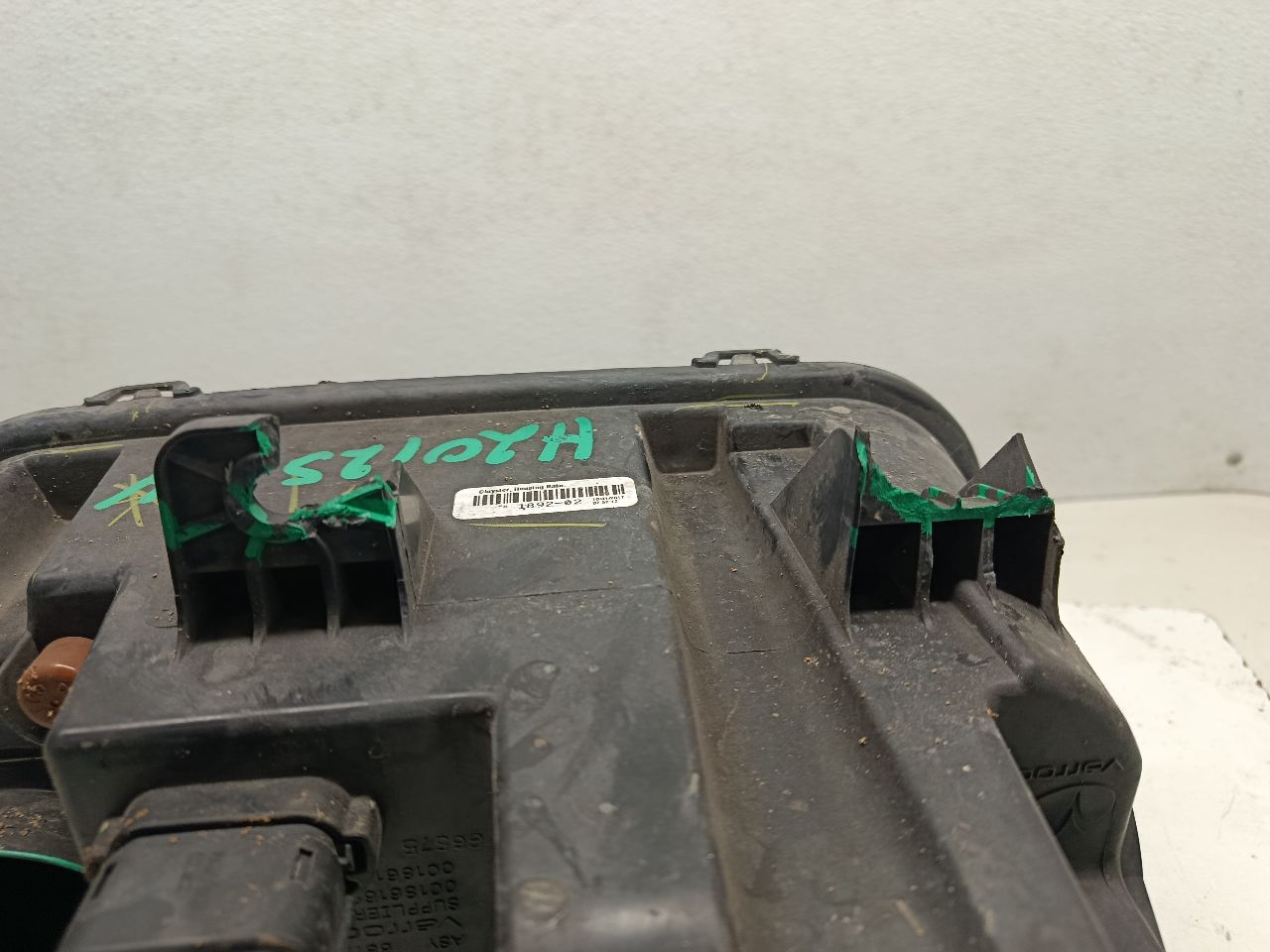 Part image 3