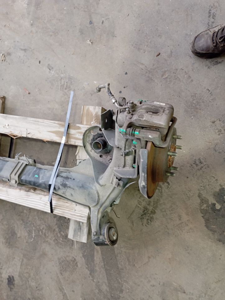 Part image 4