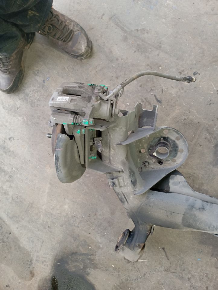 Part image 7
