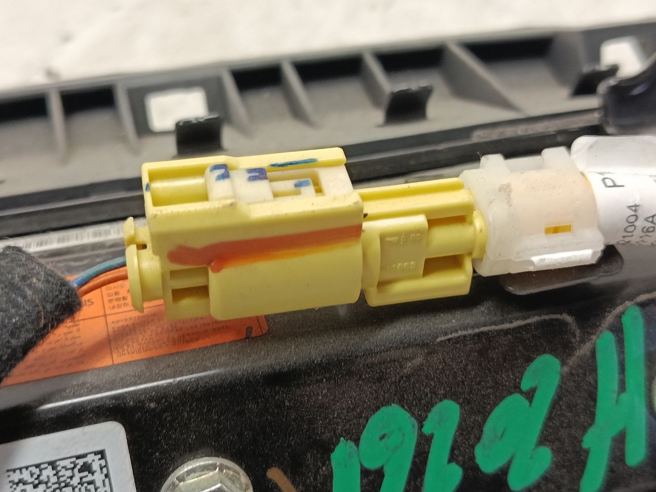 Part image 3
