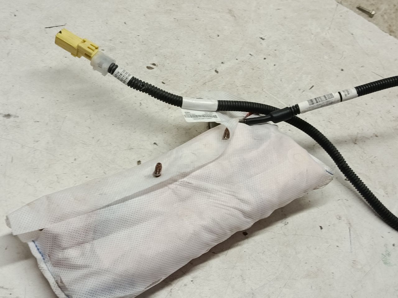 Part image 3