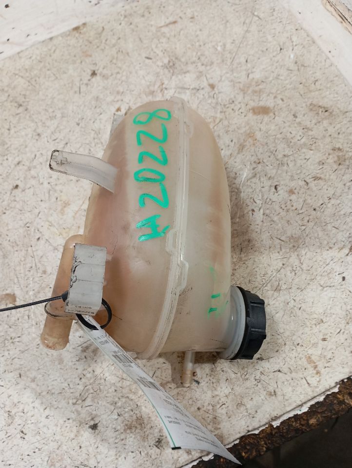 2019 Ford ESCAPE Coolant Reservoir