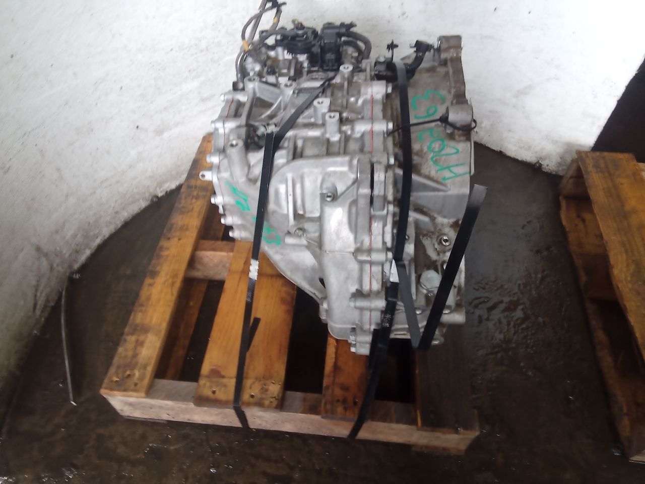 Part image 4
