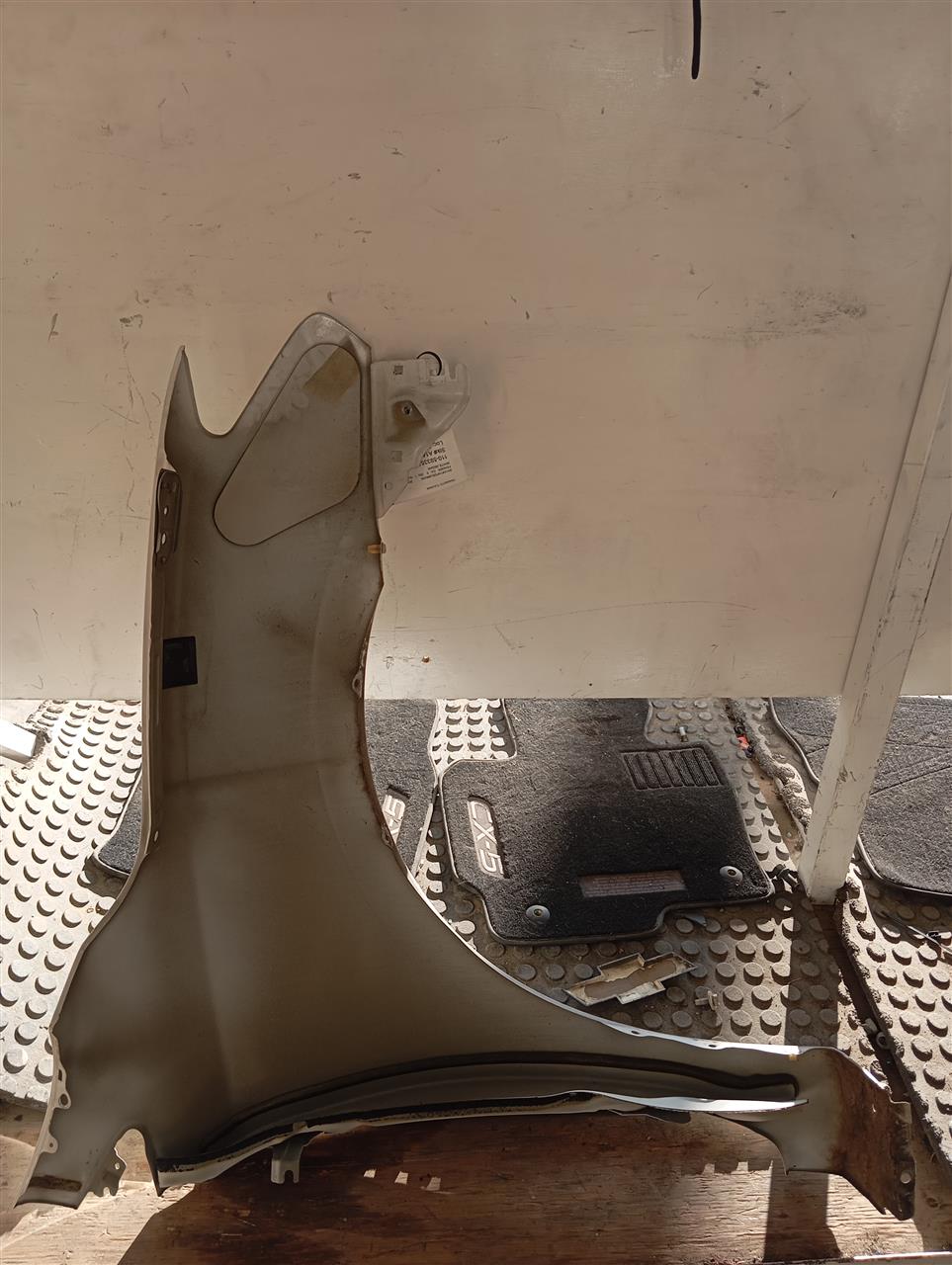 Part image 4