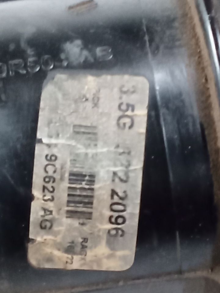 Part image 8