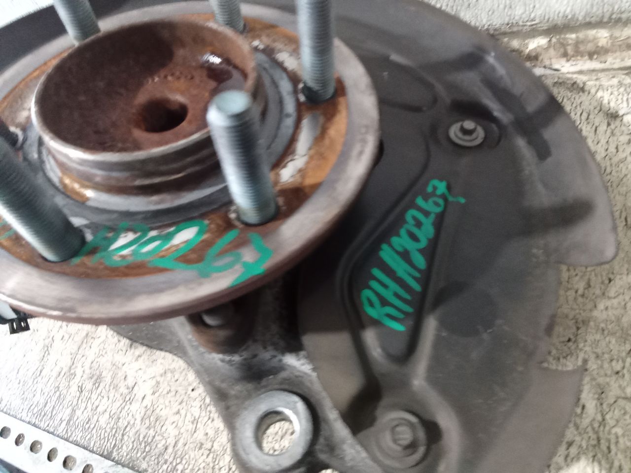 Part image 3