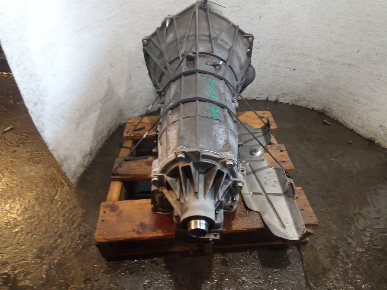 Part image 3