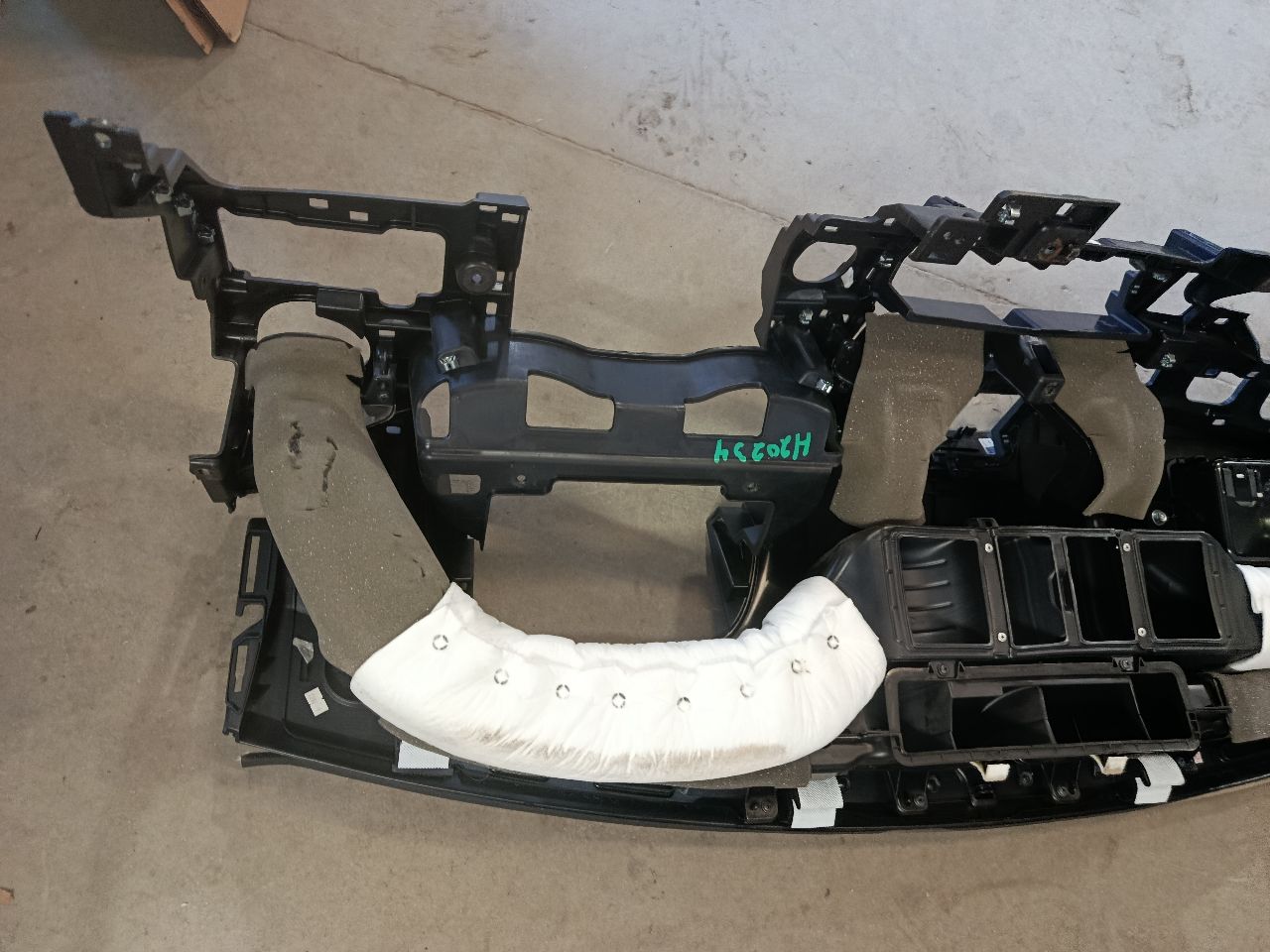 Part image 7