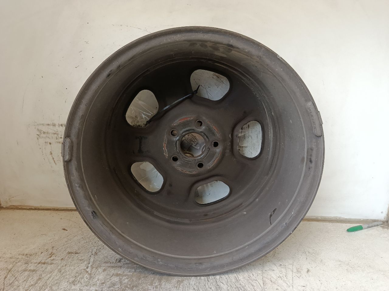 Part image 4