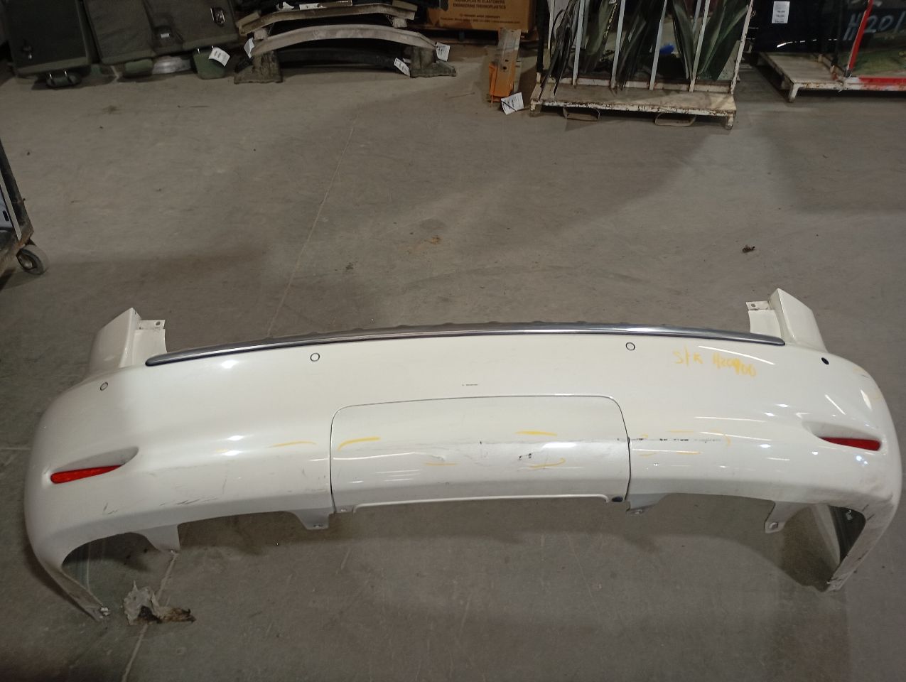 Part image 3