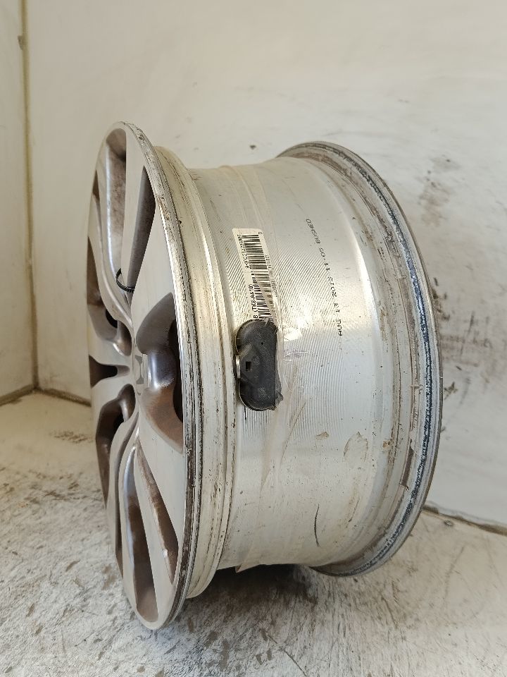 Part image 3