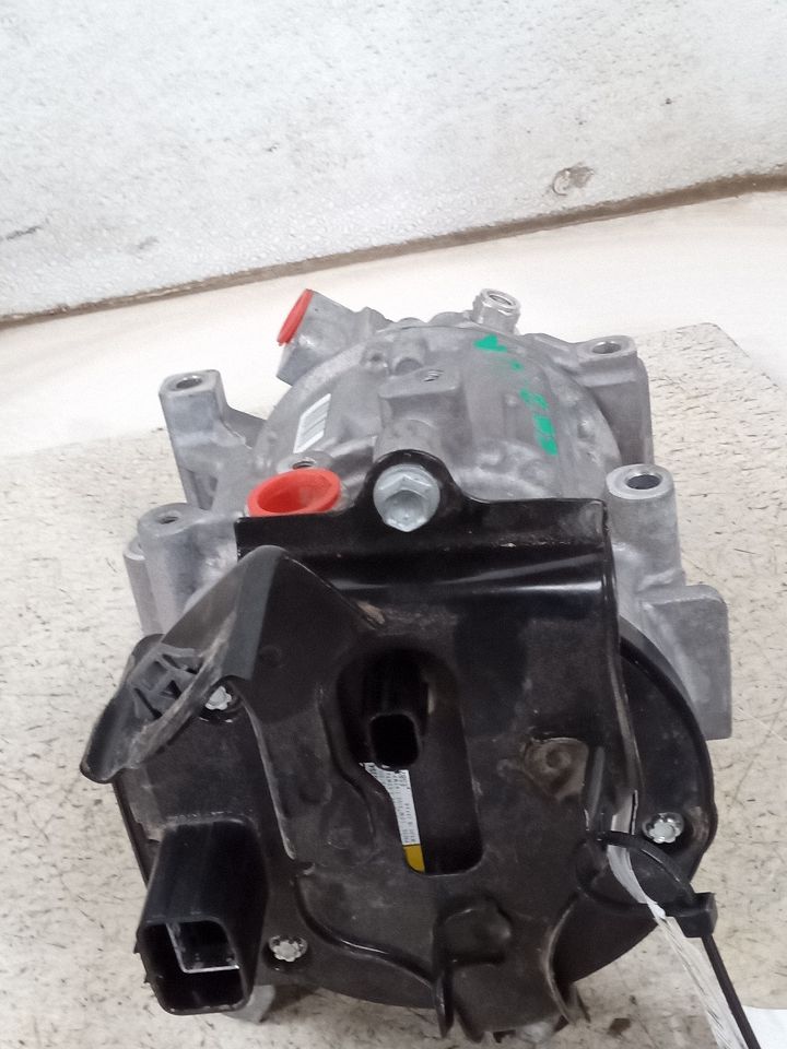 Part image 8