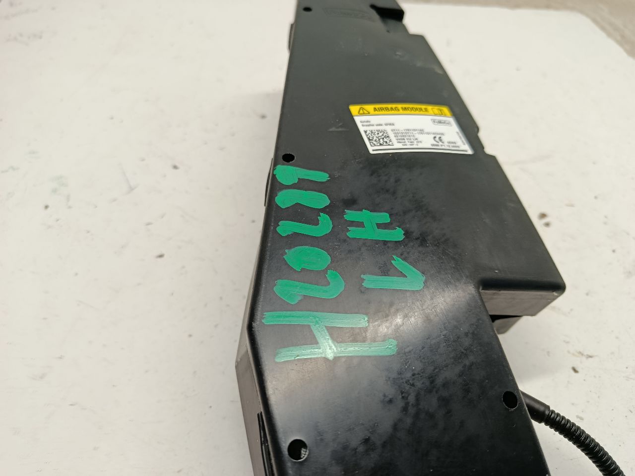 Part image 4
