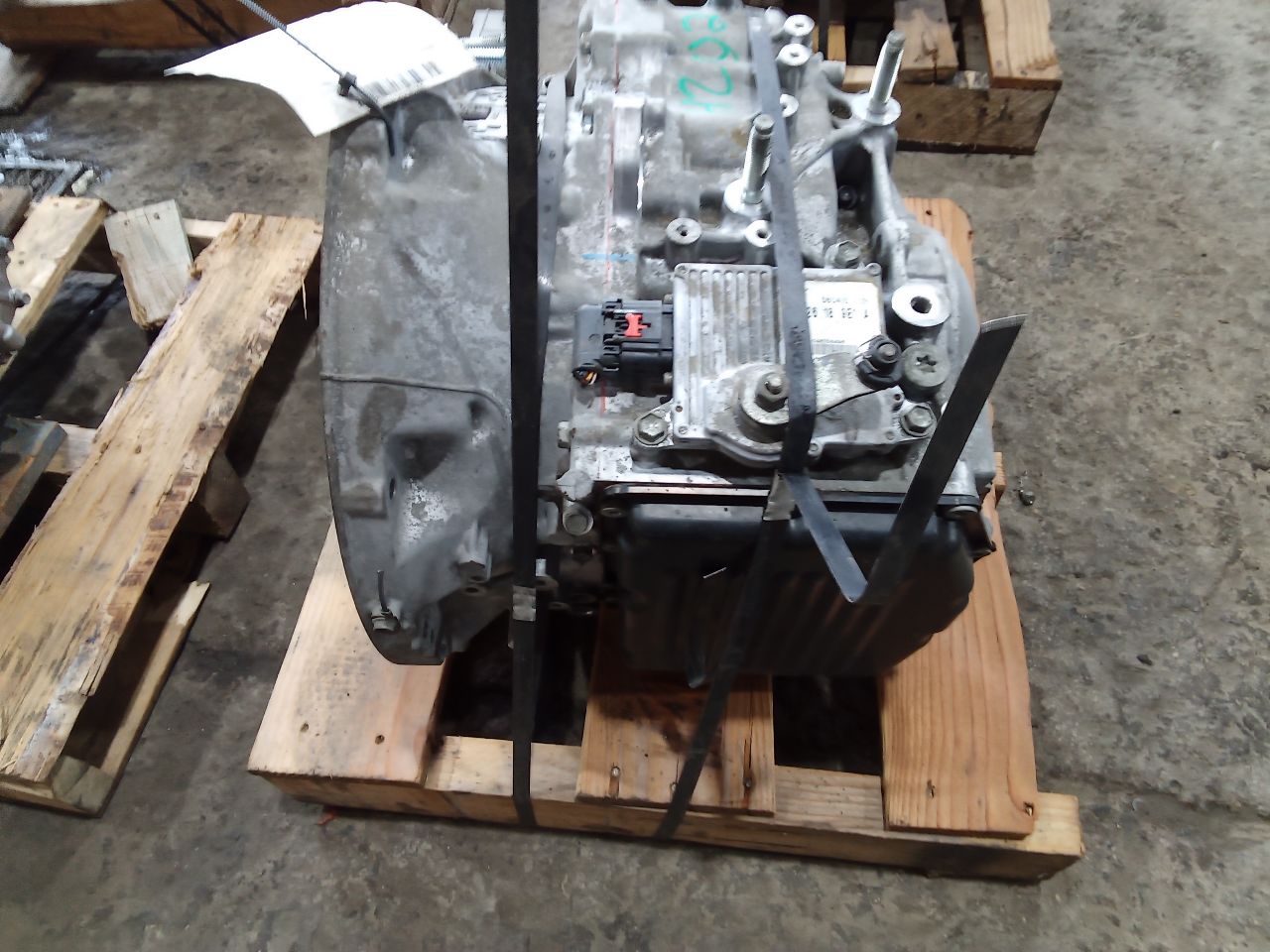 Part image 3