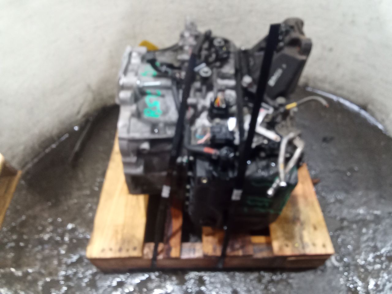Part image 3