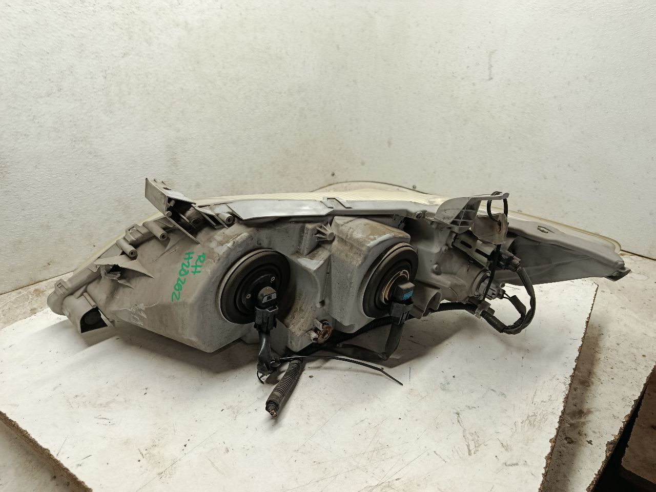 Part image 3