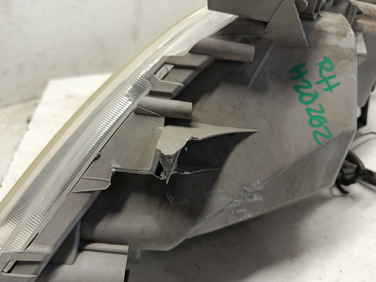 Part image 4