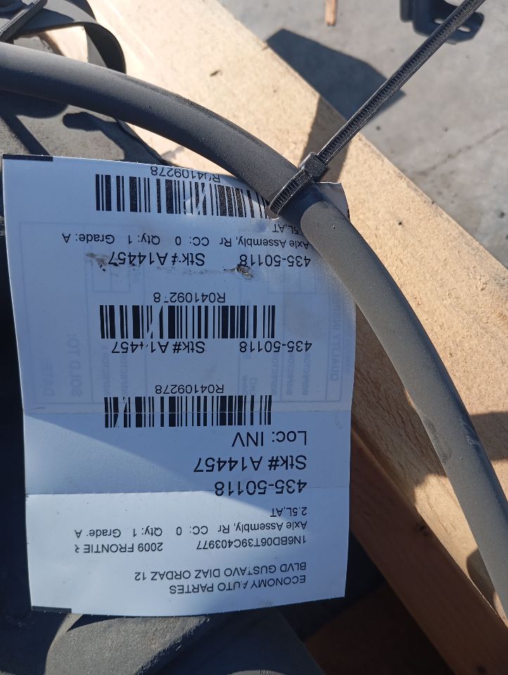 2009 Nissan FRONTIER Axle Assembly, Rr