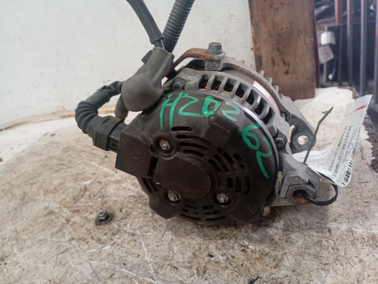 Part image 4