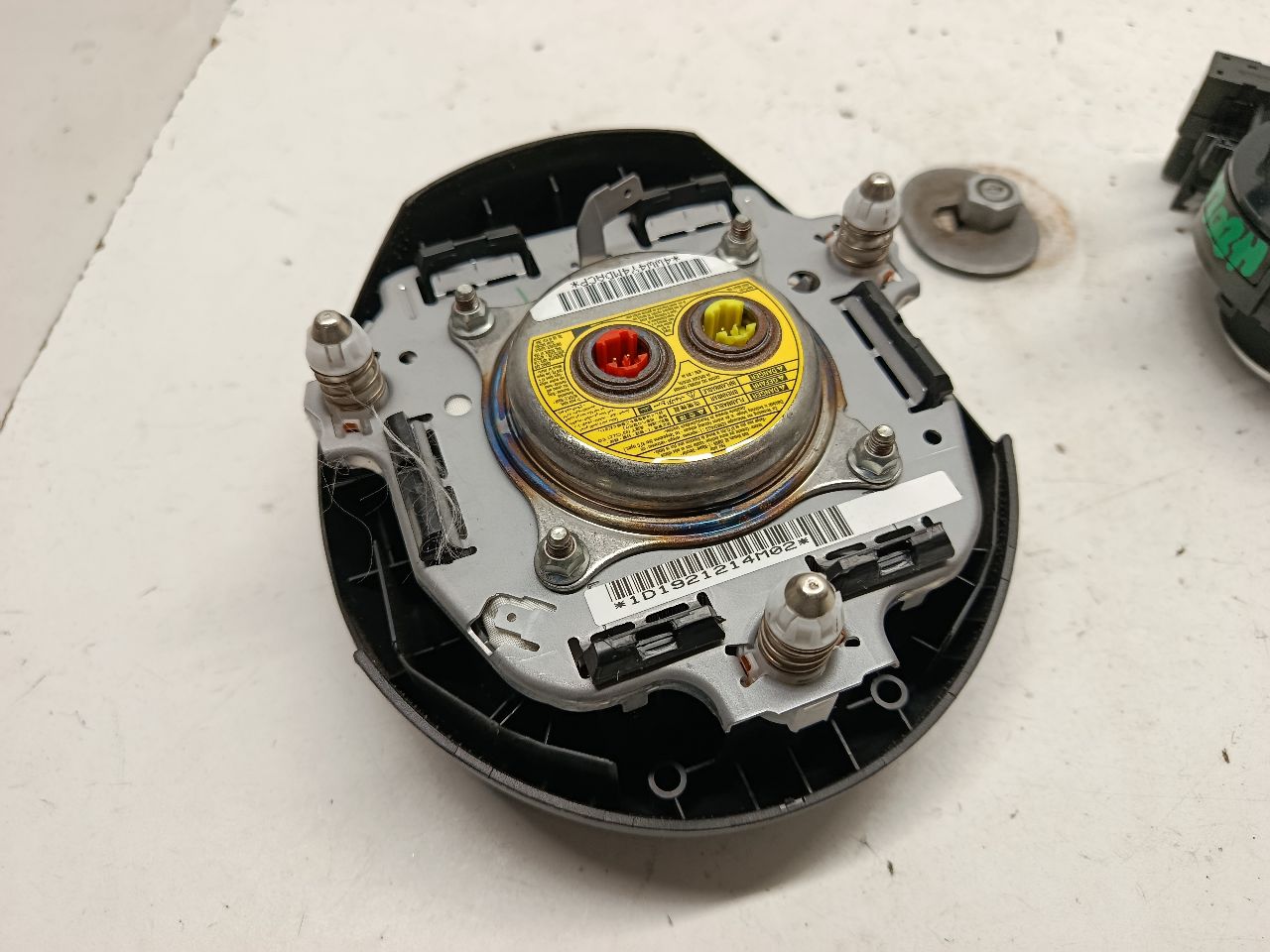 Part image 3
