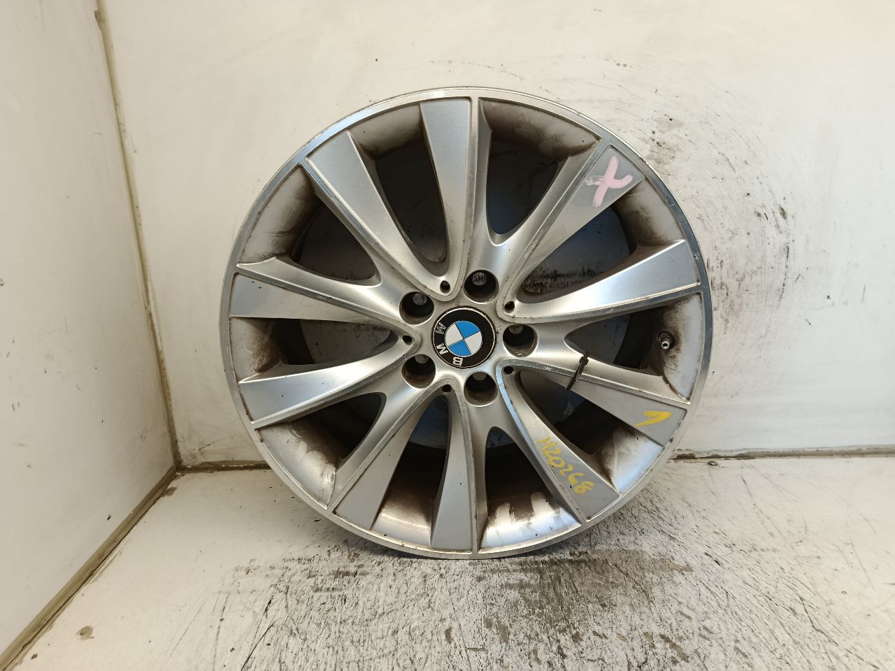 Part image 4