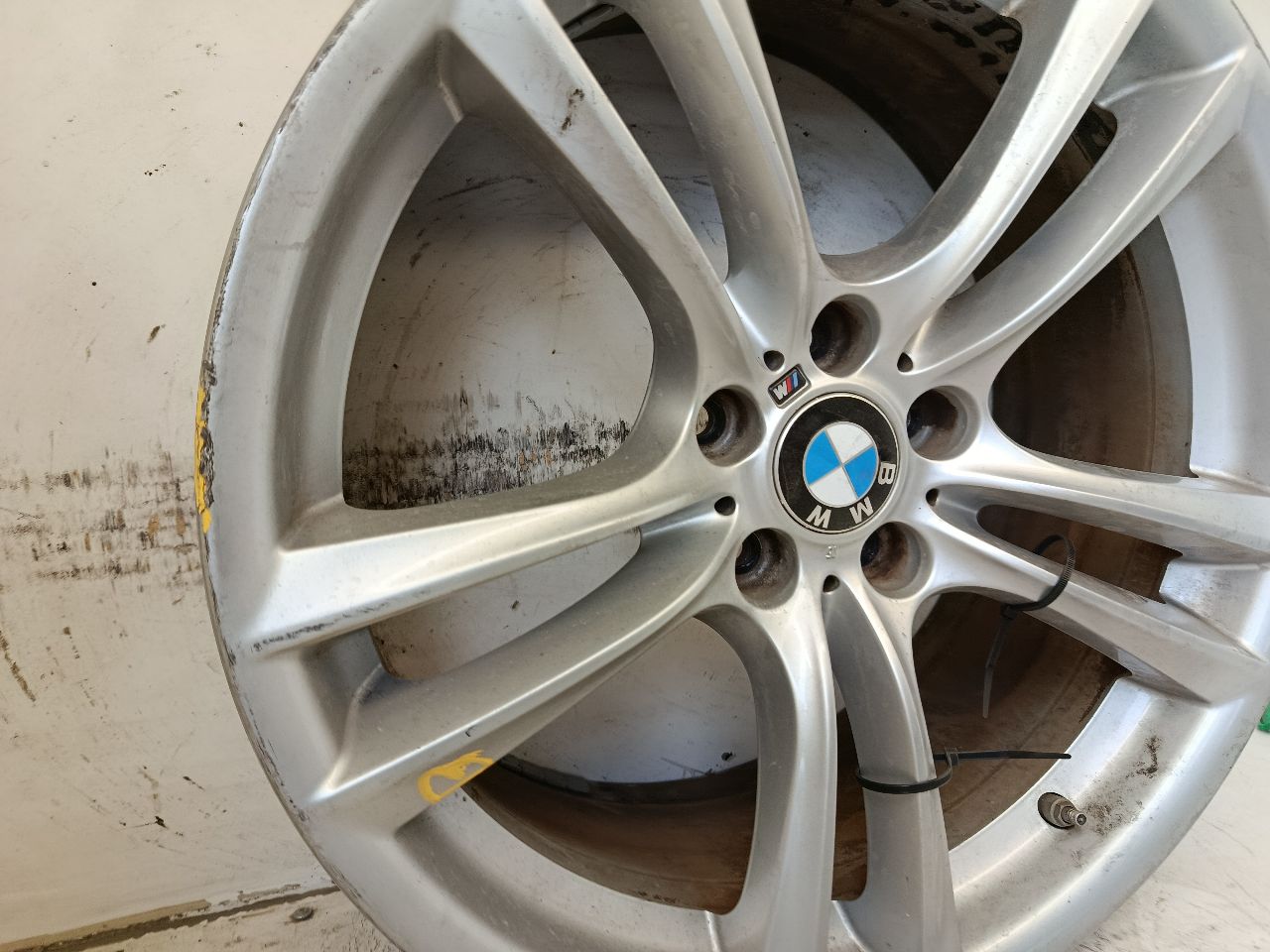 Part image 2