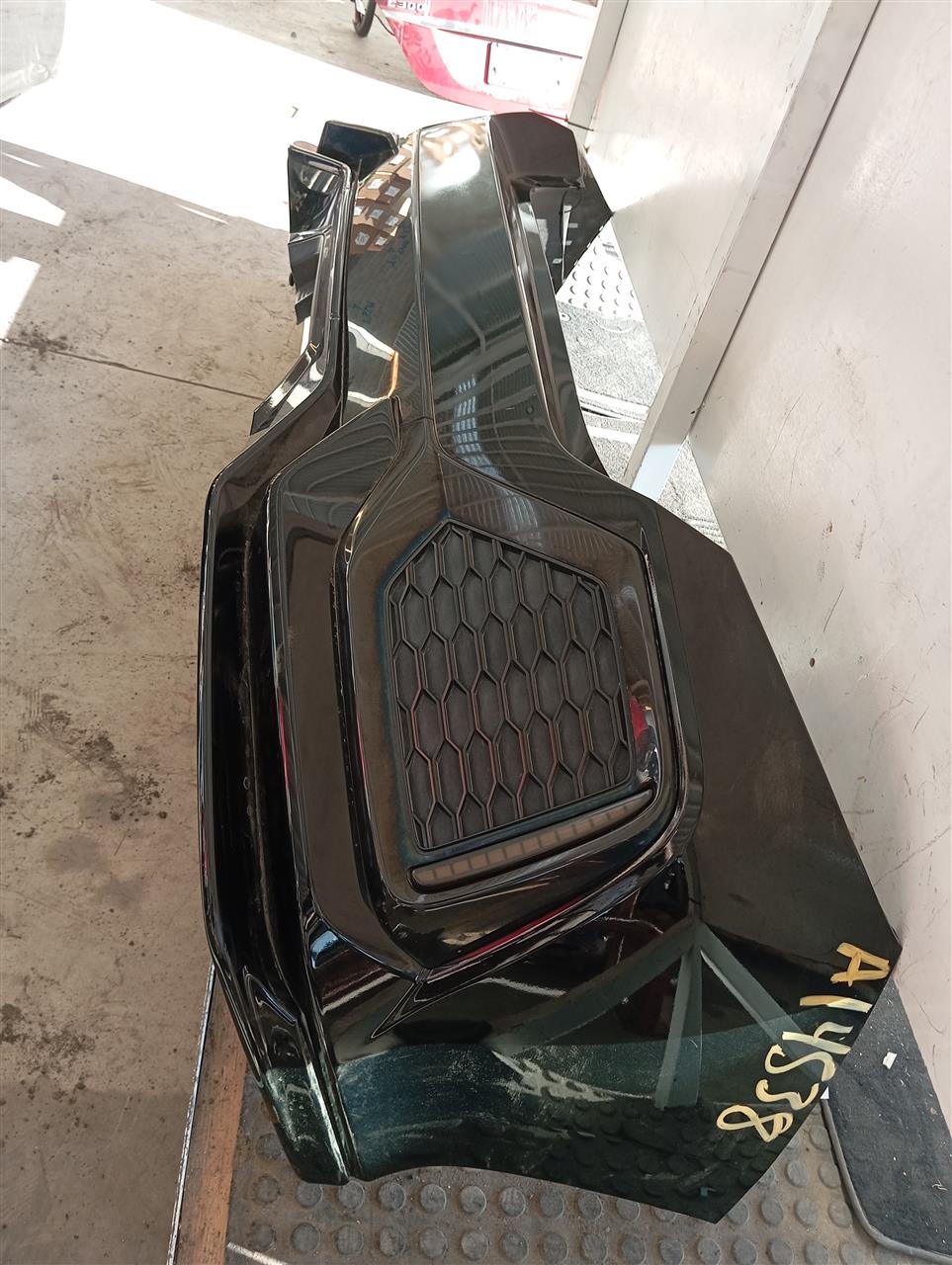 Part image 3