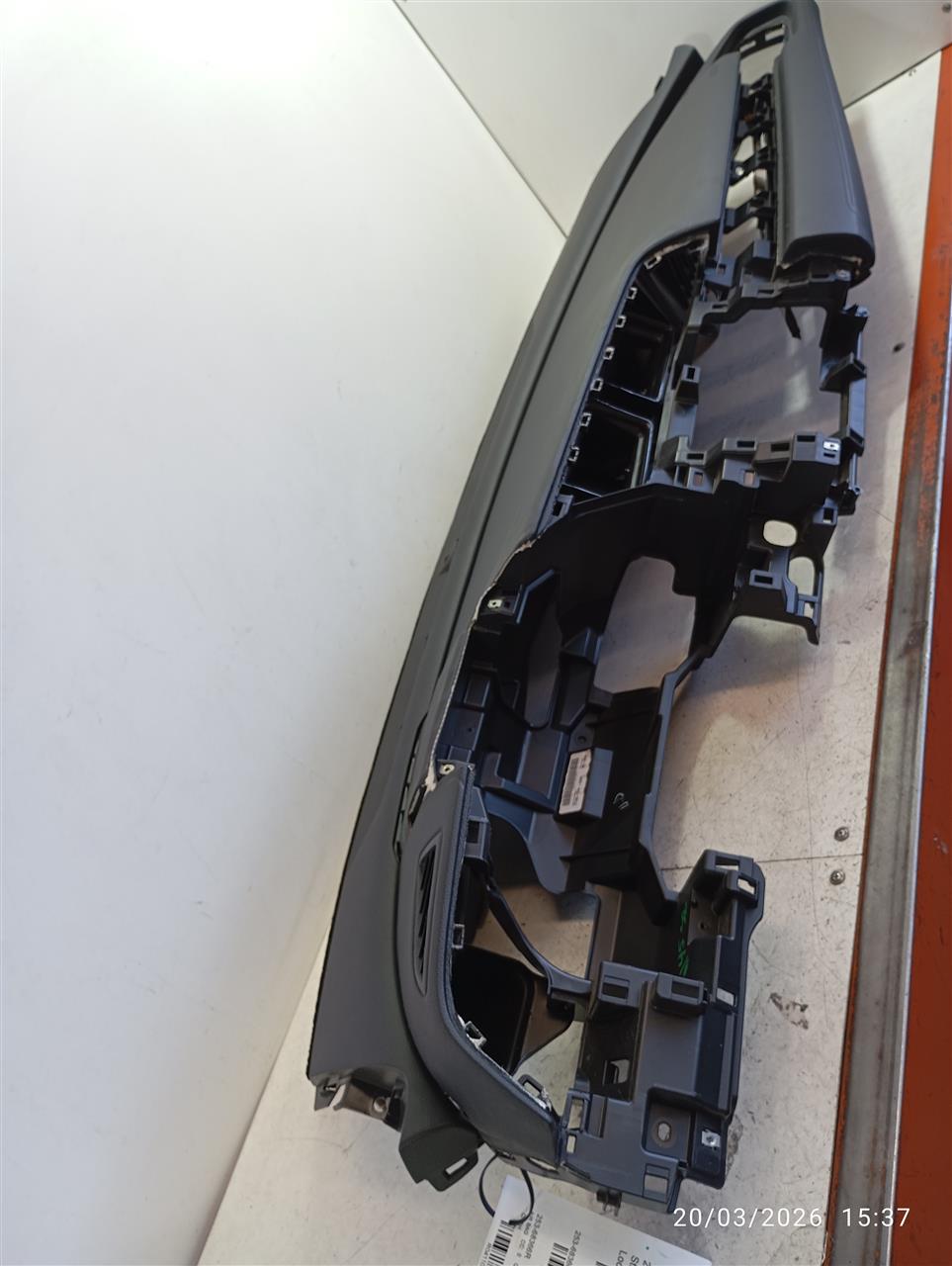 Part image 5